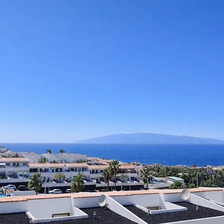 Island Pool Escape Апартаменты