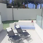公寓 Island Pool Escape